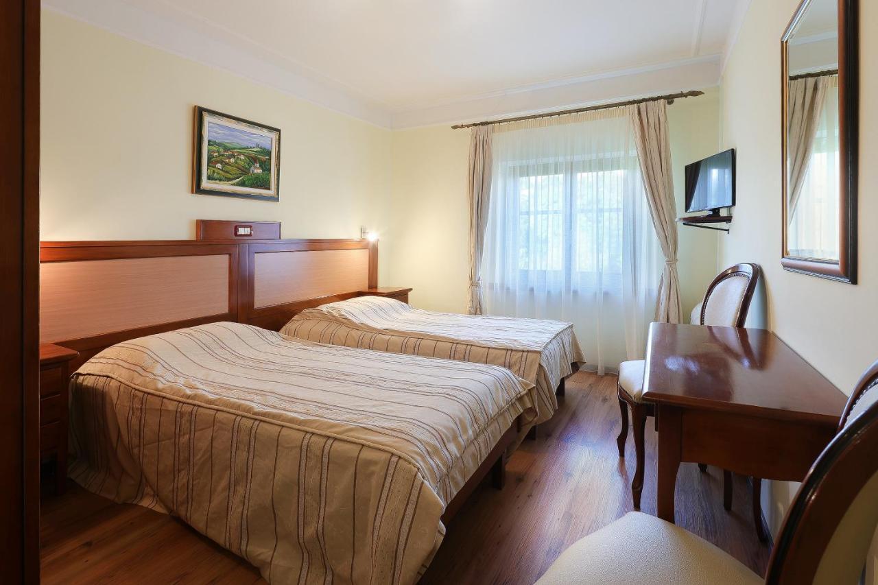 B & B Casa Rustica Dva Baladura Rooms Kanfanar Exterior foto